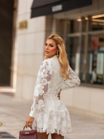 VESTIDO CURTO RENDA NICOLE