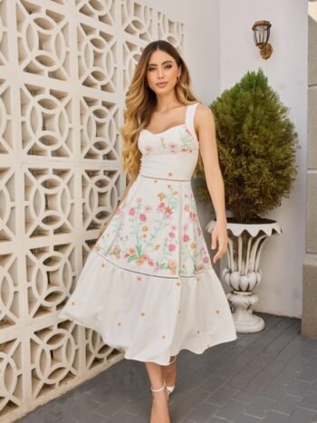 Vestido Crepe Bordado Essence